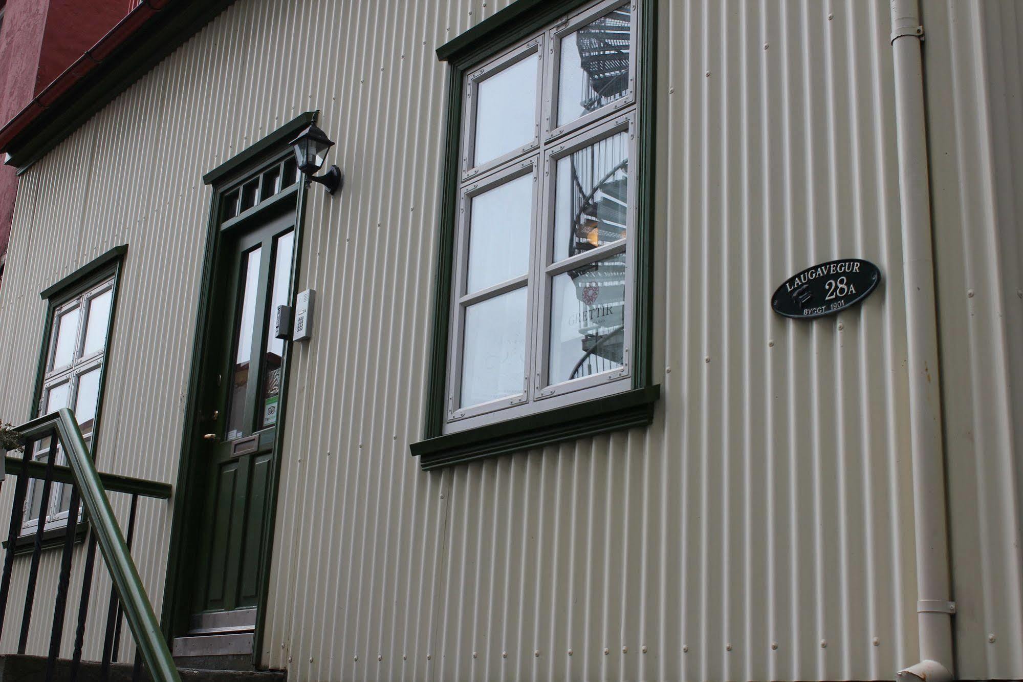 Grettir Guesthouse Reykjavik Exterior photo